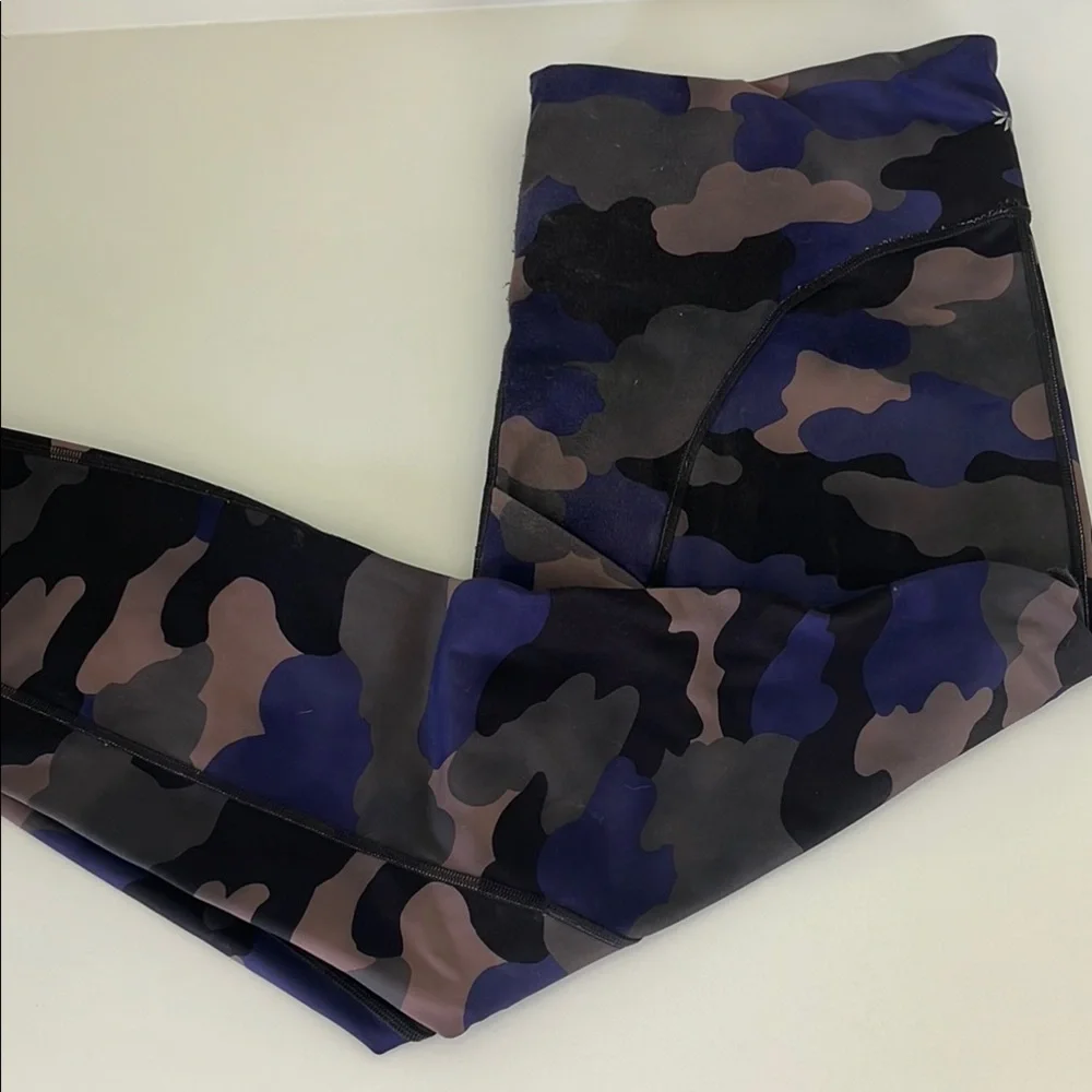 Athleta camo leggings - Picture 2 of 5